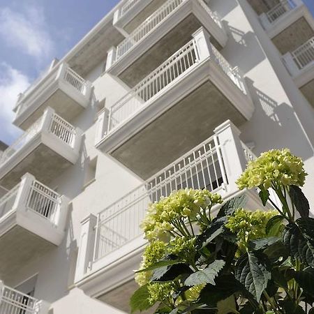 Residence Hotel Rubino Fogliano Marina Стая снимка