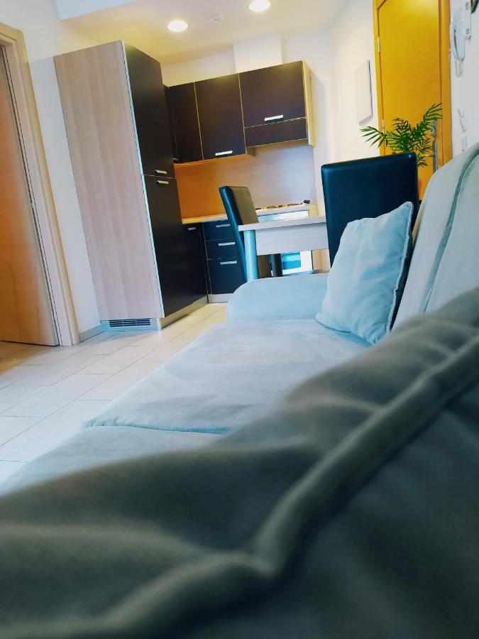 Residence Hotel Rubino Fogliano Marina Екстериор снимка